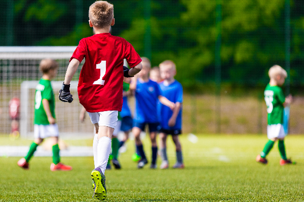 100 teams from 5 different countries