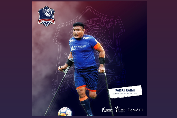 FAKRI RAIMI, PENGURUS MERANGKAP PEMAIN.